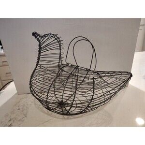 VTG Wire Egg Basket Hen Chicken Bird Metal Handles Farm Homestead 11.5 X 8.5”